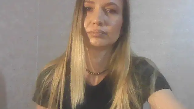 aureliastar450 - AureliaStar450's free webcam - UK Sex Cams