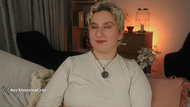 Ximenna_Cruz webcam