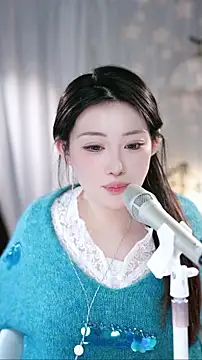 美女Dou-Dou-er在线直播