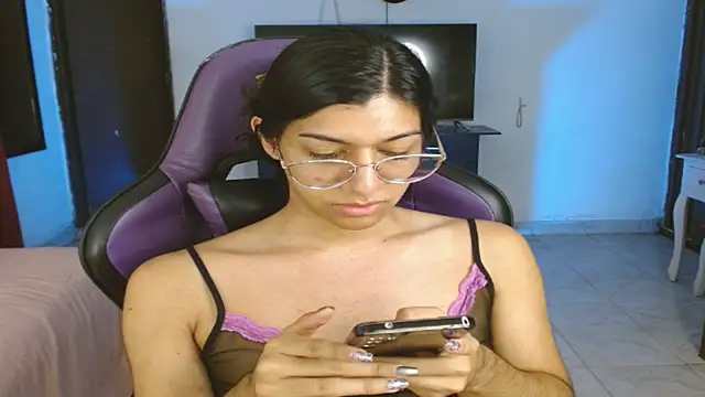 Alanni_parker webcam