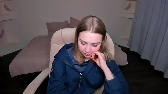 sweet_meg - Sweet_Meg's free webcam - UK Sex Cams