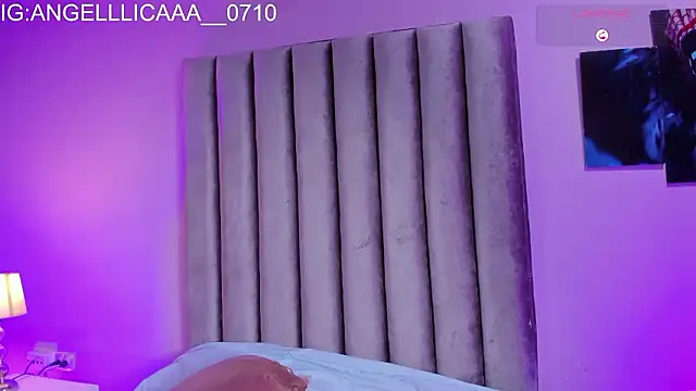 Little_Angelica18 webcam