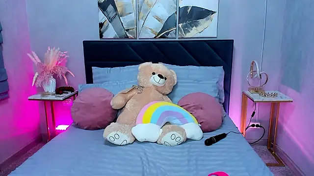 Curvy_Dynamite_ webcam