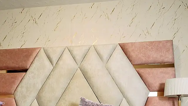 NatashaRoss_t webcam