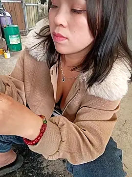 melylyna - Melylyna's free webcam - UK Sex Cams