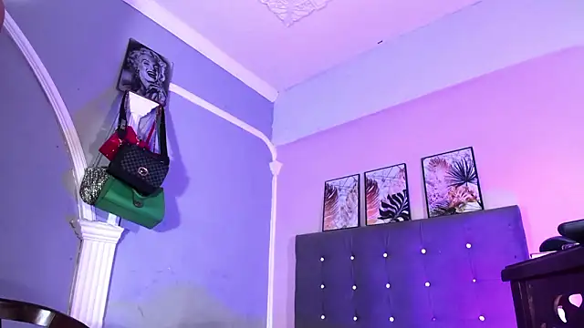 sexy-luna-star-ts webcam