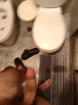 Balu0412 Live Webcam on Stripchat