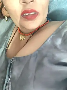 Webcam Model (Ritasingh-0461)  is live.Free join now!