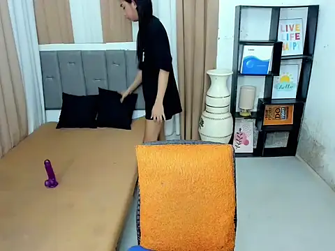 SeductiveYukie webcam