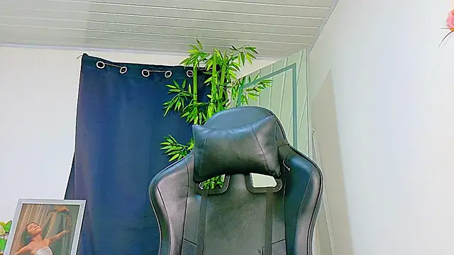 scarlet-jonesx webcam