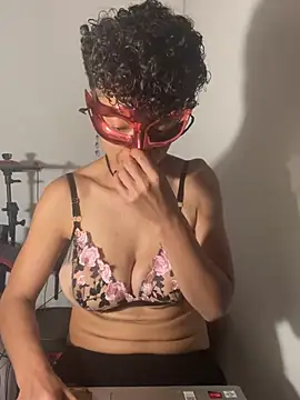 MysterySexx Live Webcam on Stripchat