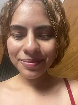 Webcam Model (Eva_Feller69)  is live.Free join now!