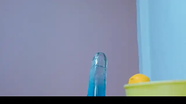 zoe_Nolimits18 webcam