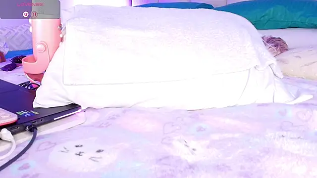 sweetieluna01 webcam