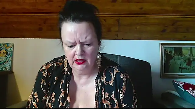 TiffanyMature webcam