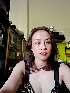 Baby-bigboobs2026 webcam