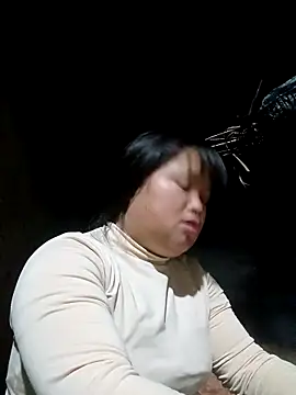 Webcam Model (Ava-120)  is live.Free join now!