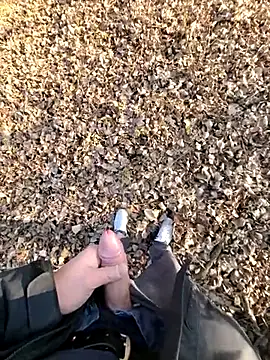 rezzzze (Ask my age) - Draussen Abspritzen + Orgasmus 💓💓💓