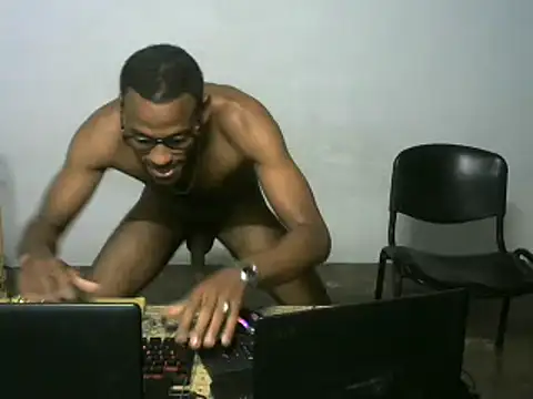 Webcam Model (michel_sc)  is live.Free join now!