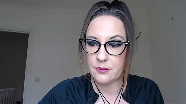 Humiliatrixxxx webcam