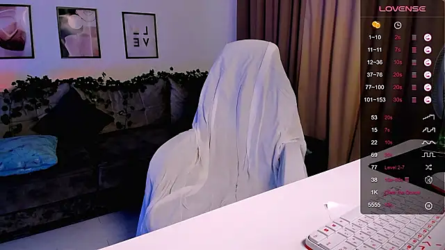 effie_mirelll webcam