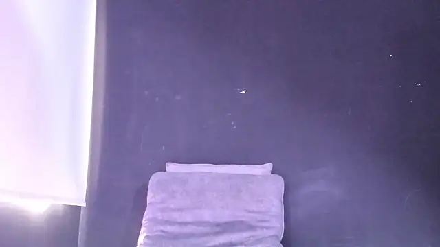 alondrabigtits webcam