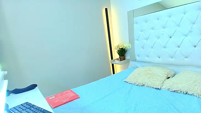 Lindacarterr_ webcam