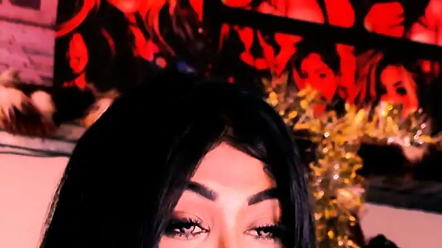 indian_dreamgirl webcam