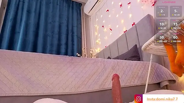 biggieboobies - BiggieBoobies's free webcam - UK Sex Cams