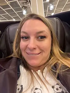 Sweet___Emily Live Webcam on Stripchat