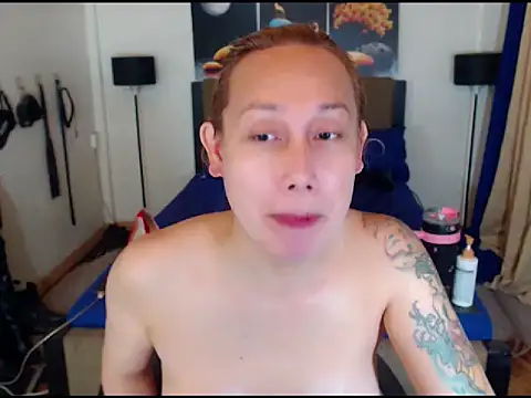 Allysonevanns webcam