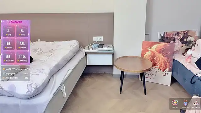 美女-ruoruo-在线直播