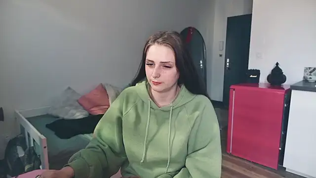 celeste_off - Celeste_Off's free webcam - UK Sex Cams