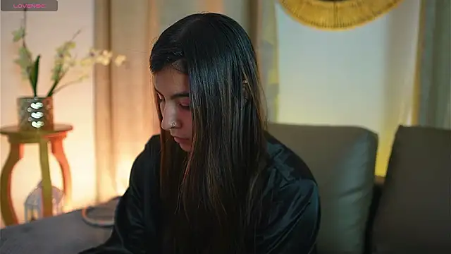 shelleymorell (F young) - ⛄Off-shoulder sweater