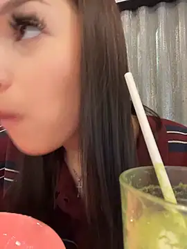 chloe__moon (F young) - Take off and lick wet panties😋