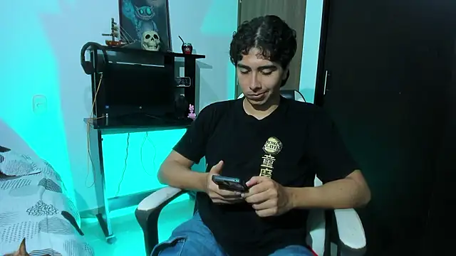 Baji_Keisuke_ webcam