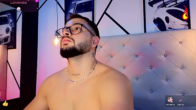 andrew_brown (M young) - show ass