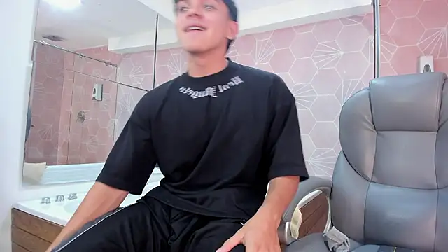 _taylorblack (M twink) - show cum+shower show