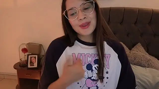 Emma_Lombardi webcam