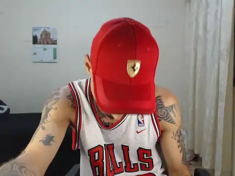 emiliano_hottt webcam