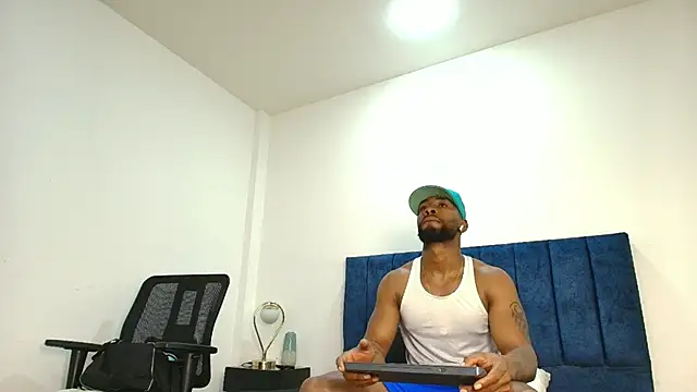 Dante_Knox webcam