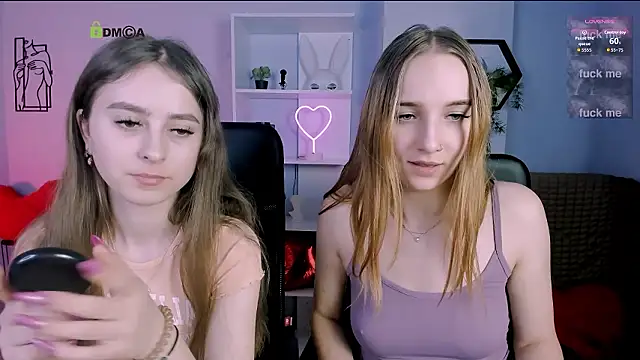 rebecca_smile webcam