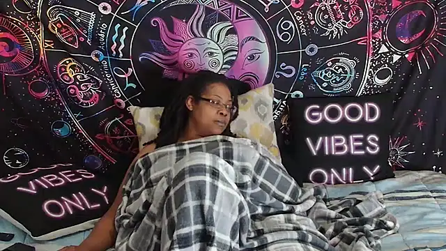 RENAESPLEASUREPALACE webcam