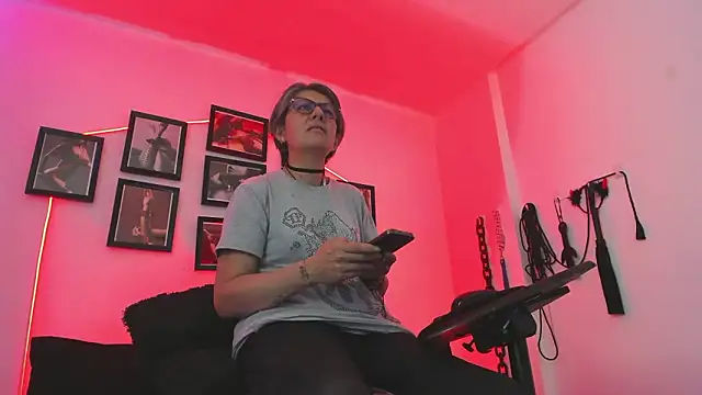 MistressNyx_cg webcam