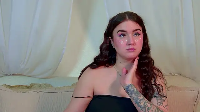 ChristinaMilton webcam