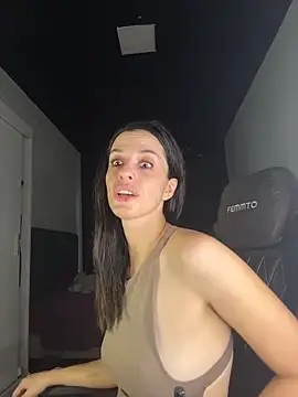 waspy (F young) - Naked & creamspussy + dancer