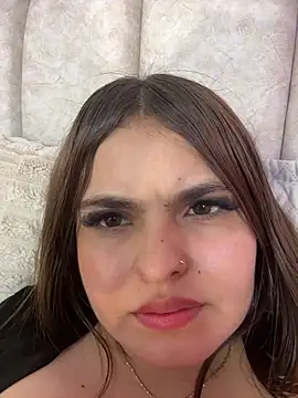 AlinnaJohnson webcam