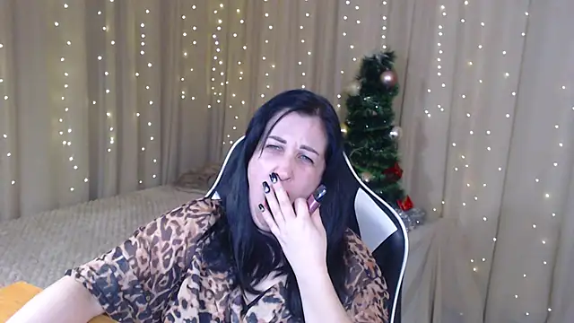 jillstevens (F milf) - Remove the bra