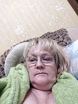 Webcam Model (Violet5364) is live