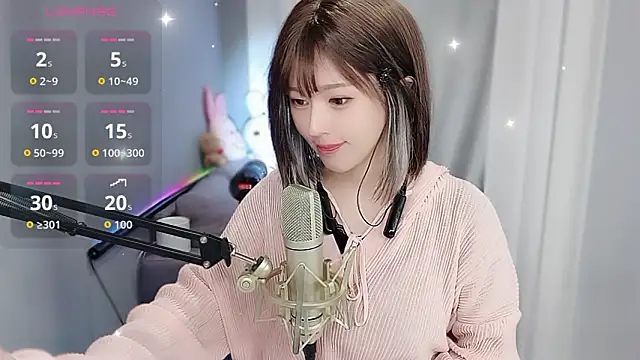 美女Tw_Sexynn在线直播